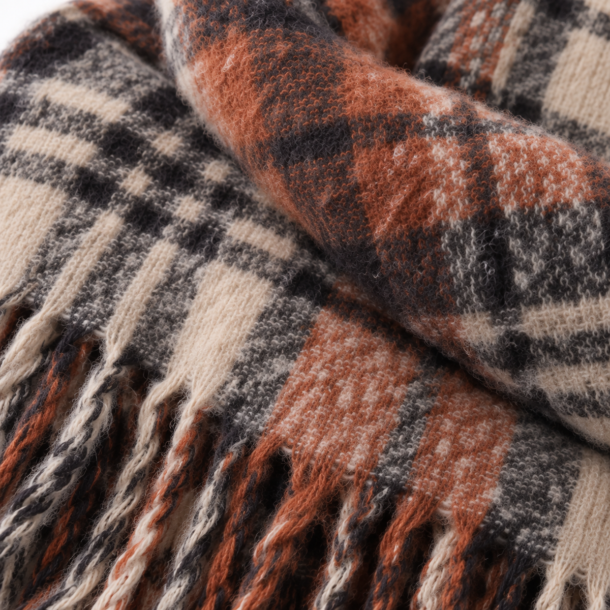 Cinnamon scarf